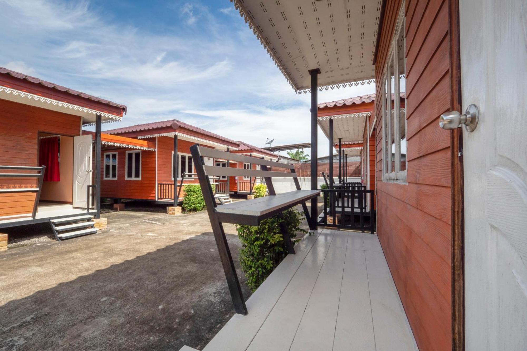Ban Rai  Oyo 1166 Train Way Resort מראה חיצוני תמונה